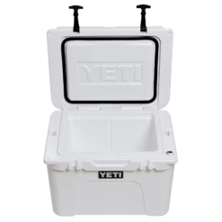 YETI Tundra 35 Cool Box - White -Venture Camp yeti tundra 35 cool box white 4 51741 p